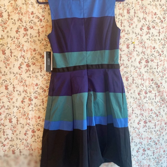 IMNYC by Isaac Mizrahi color block striped lined sleeveless dress 2 has pockets - Picture 2 of 6